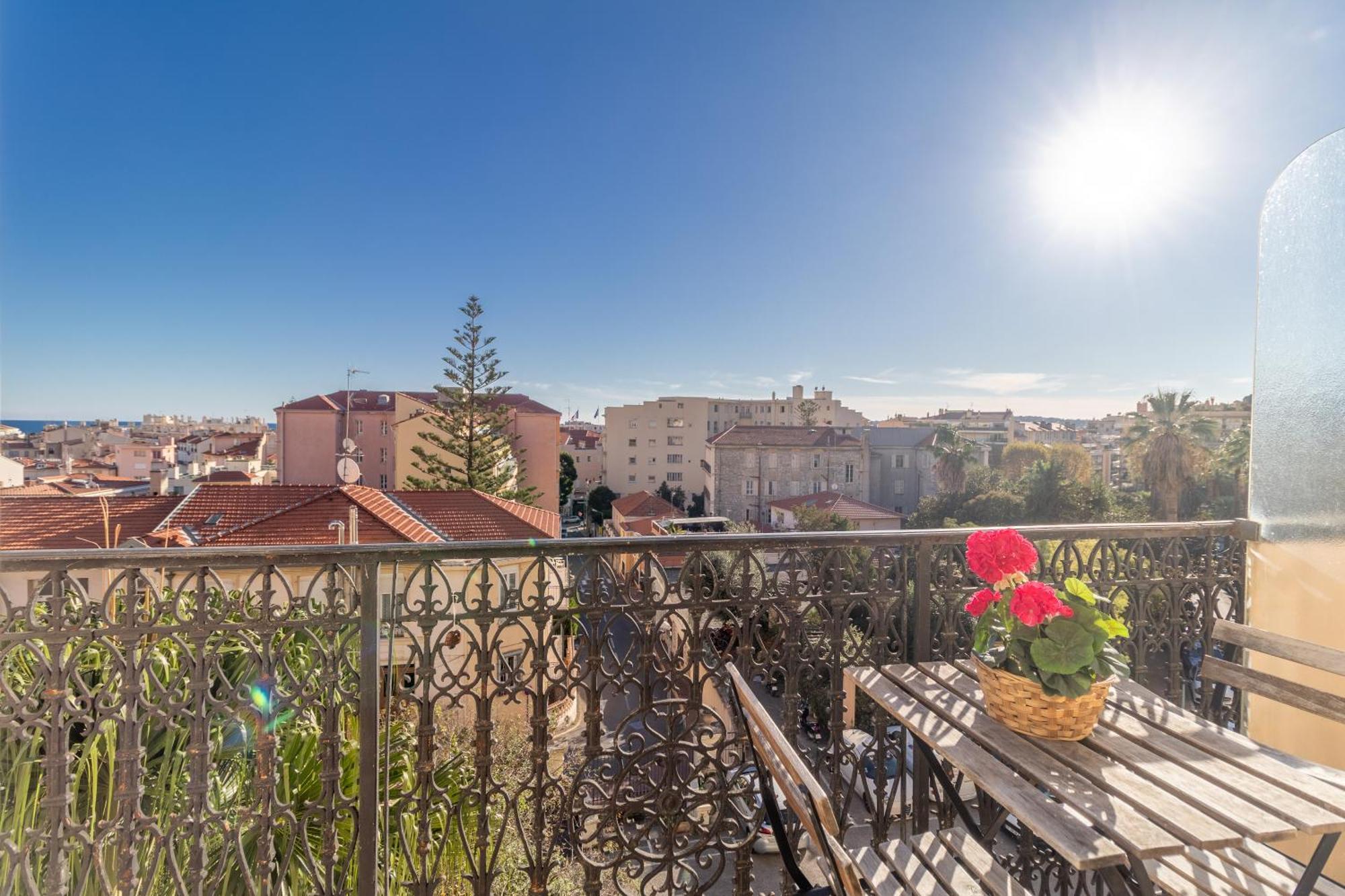 Charming Studio In The Heart Of Menton Extérieur photo